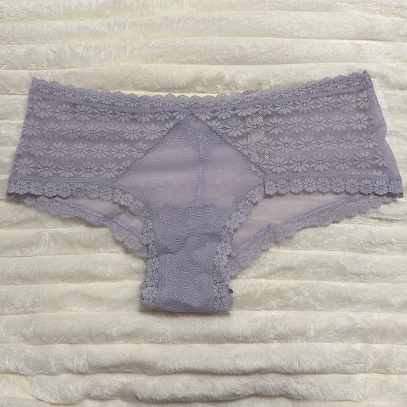 VS Daisy Lace Cheeky Panty - Picture 1 of 5